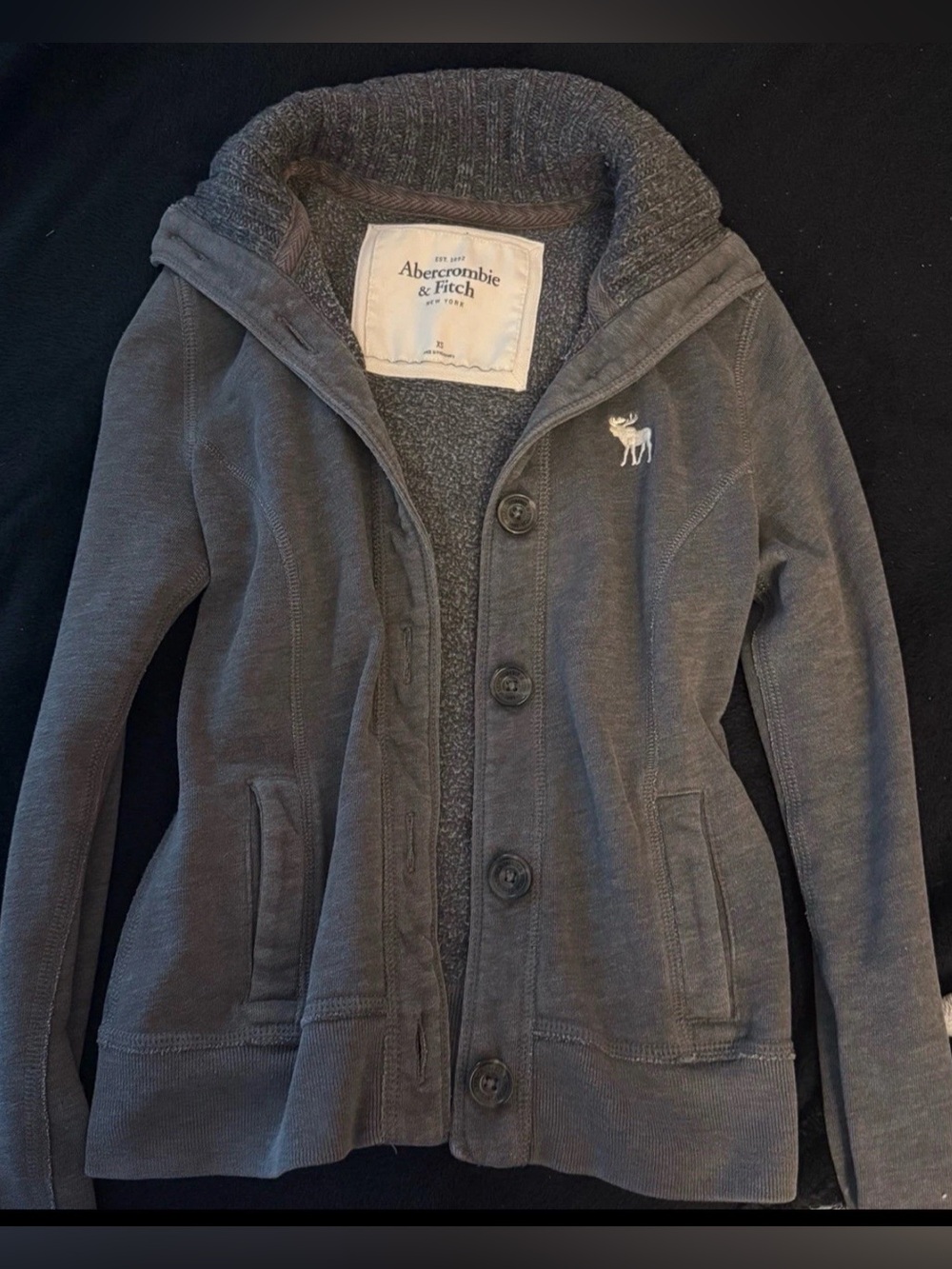 Abercrombie Bella swan grey button sweater XS